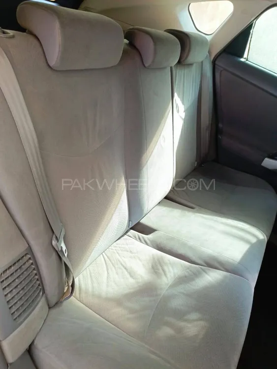 Toyota Prius 2010 for Sale in Rawalpindi Toyota Prius 2010 for Sale in Rawalpindi Image-11