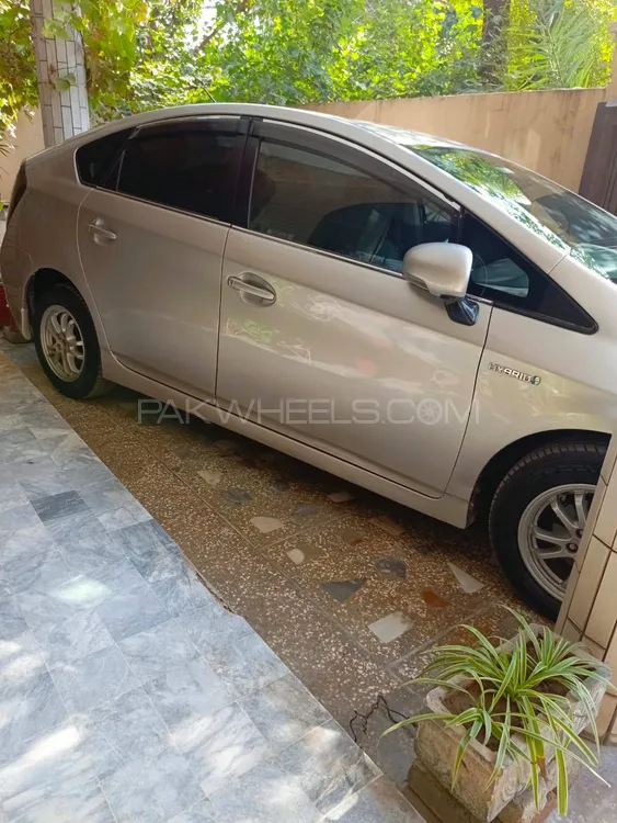 Toyota Prius 2010 for Sale in Rawalpindi Toyota Prius 2010 for Sale in Rawalpindi Image-7
