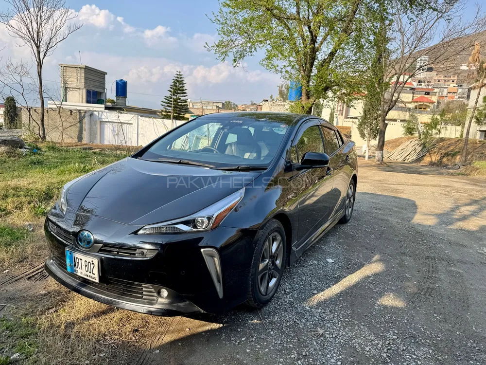 Toyota Prius 2019 for Sale in Peshawar Toyota Prius 2019 for Sale in Peshawar Image-11