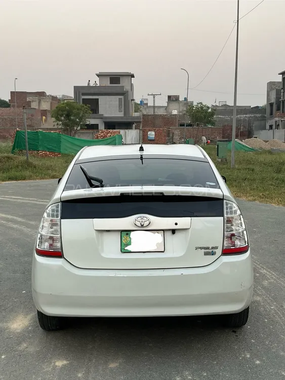 Toyota Prius 2007 for Sale in Lahore Toyota Prius 2007 for Sale in Lahore Image-4