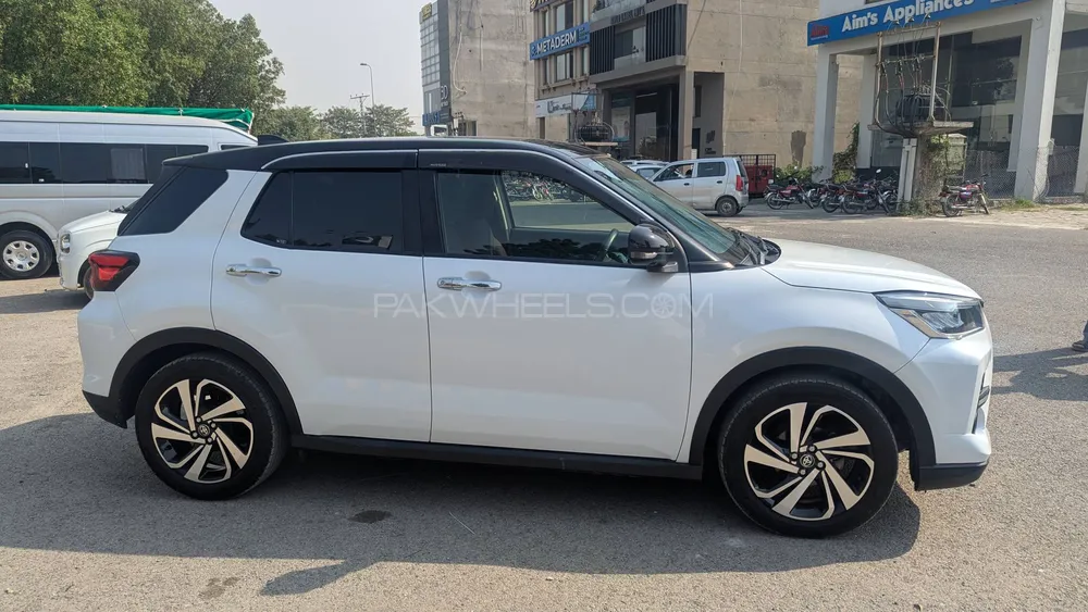 Toyota Raize 2020 for Sale in Lahore Image-1