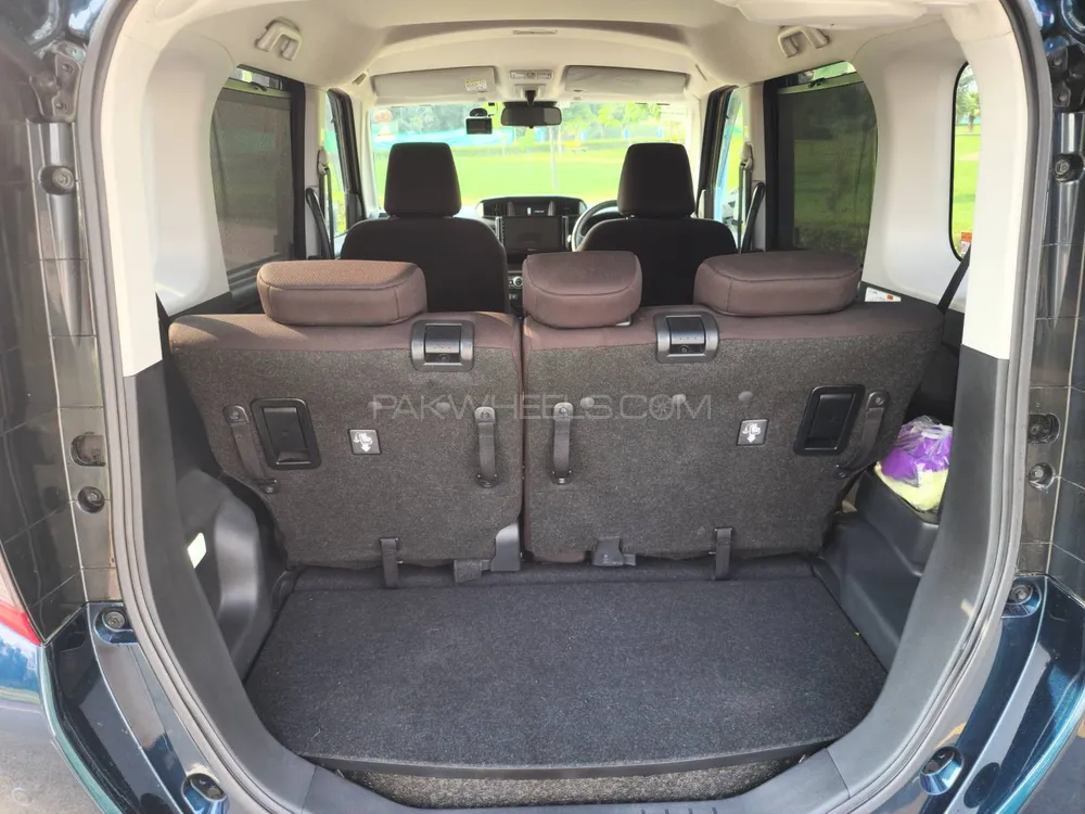 Toyota Roomy 2021 for Sale in Lahore Toyota Roomy 2021 for Sale in Lahore Image-5