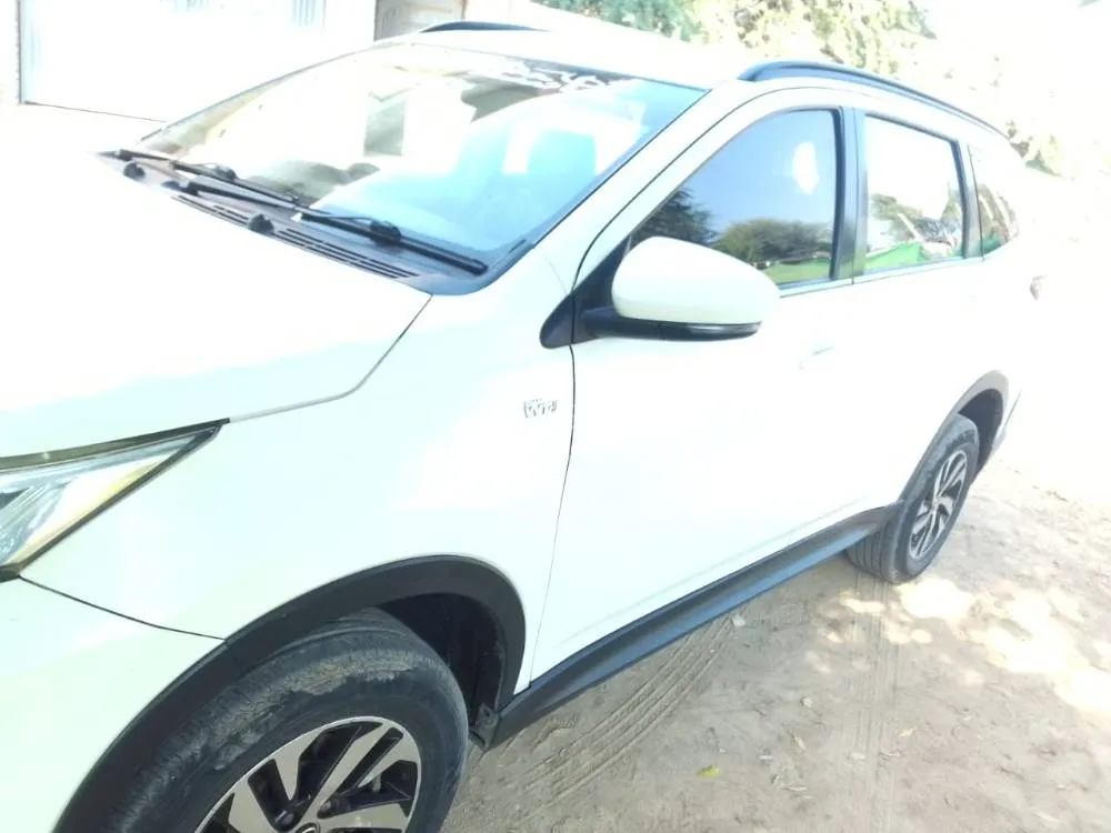 Toyota Rush 2019 for Sale in Hyderabad Toyota Rush 2019 for Sale in Hyderabad Image-5