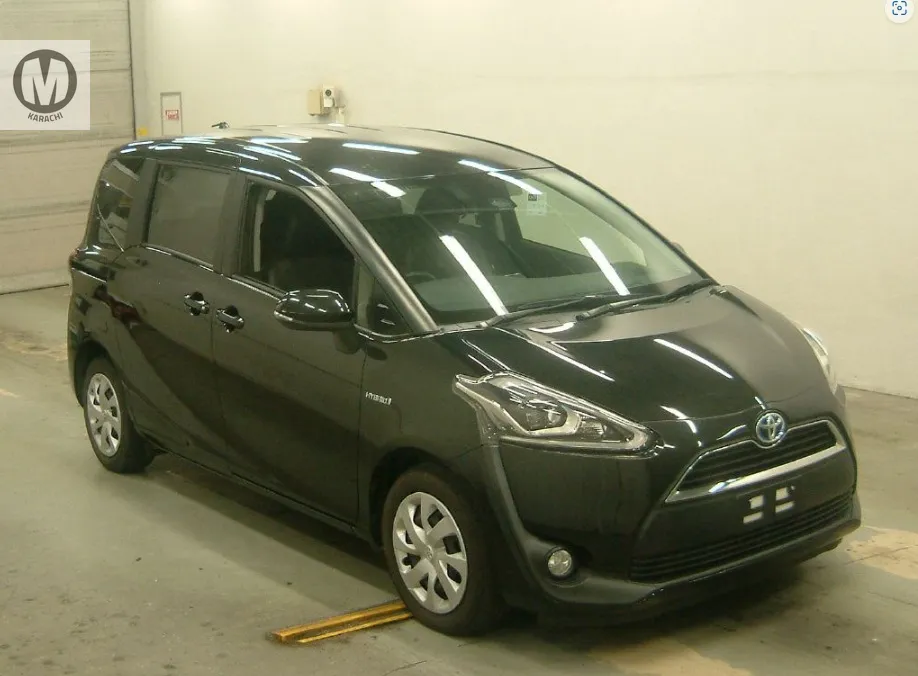 Toyota Sienta 2018 for Sale in Karachi Toyota Sienta 2018 for Sale in Karachi Image-2