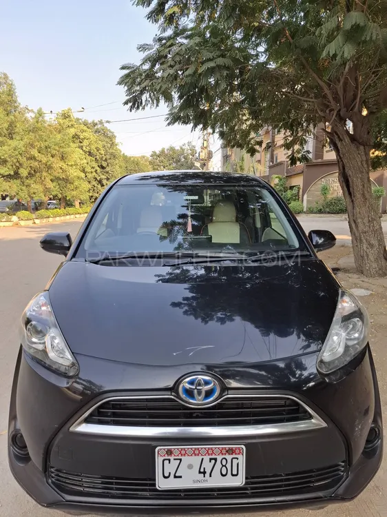 Toyota Sienta 2016 for Sale in Karachi Toyota Sienta 2016 for Sale in Karachi Image-2