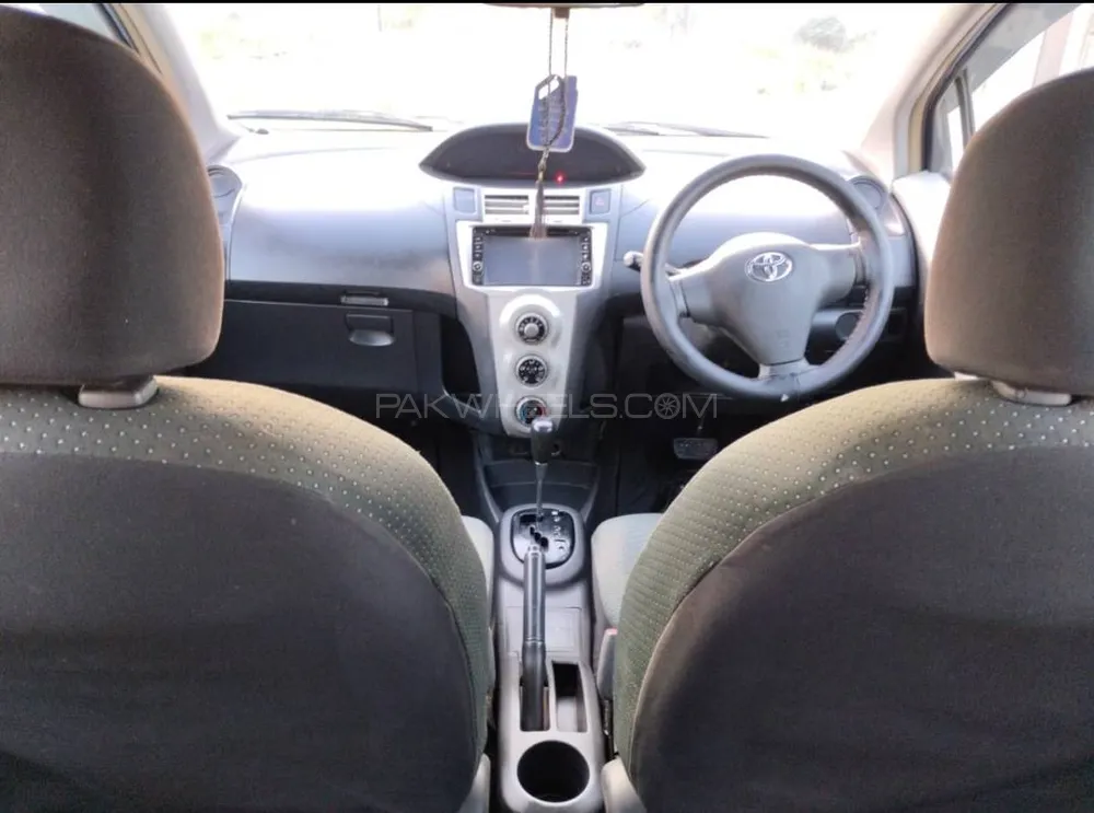 Toyota Vitz 2005 for Sale in Lahore Toyota Vitz 2005 for Sale in Lahore Image-8