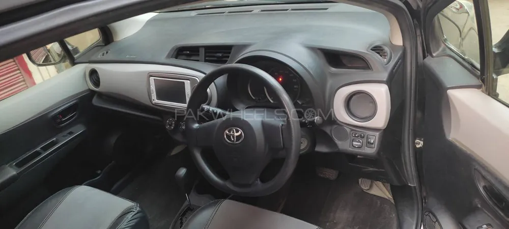 Toyota Vitz 2013 for Sale in Dera ismail khan Toyota Vitz 2013 for Sale in Dera ismail khan Image-7