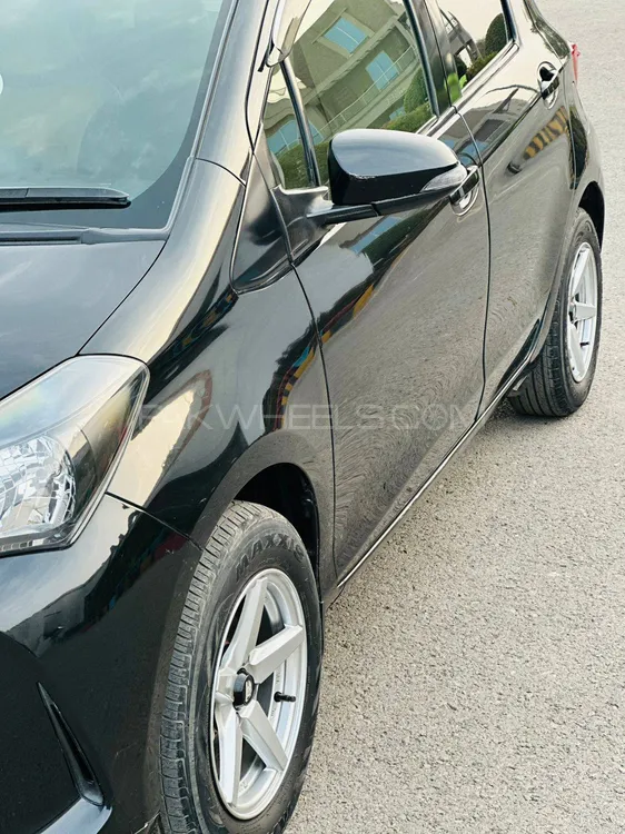 Toyota Vitz 2014 for Sale in Lahore Toyota Vitz 2014 for Sale in Lahore Image-6