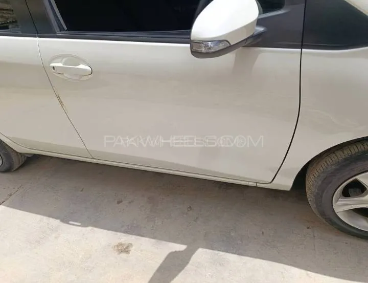 Toyota Vitz 2015 for Sale in Karachi Toyota Vitz 2015 for Sale in Karachi Image-4