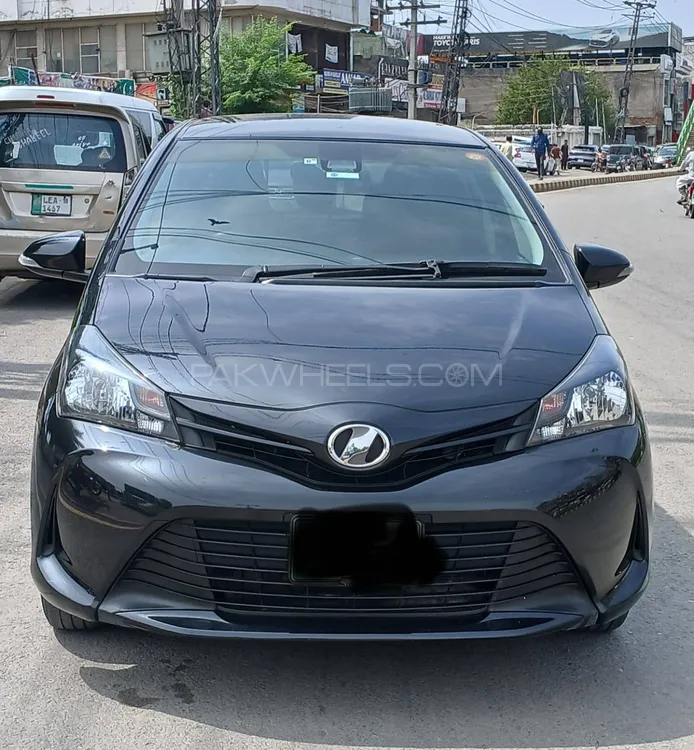 Toyota Vitz 2015 for Sale in Lahore Toyota Vitz 2015 for Sale in Lahore Image-1