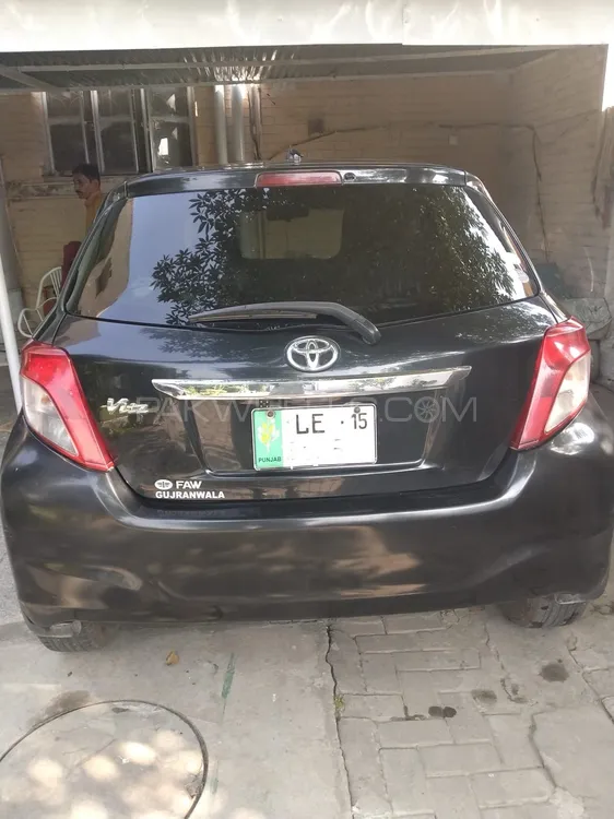 Toyota Vitz 2015 for Sale in Gujranwala Toyota Vitz 2015 for Sale in Gujranwala Image-1