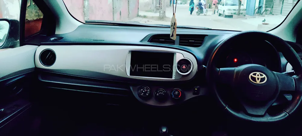 Toyota Vitz 2016 for Sale in Faisalabad Toyota Vitz 2016 for Sale in Faisalabad Image-19