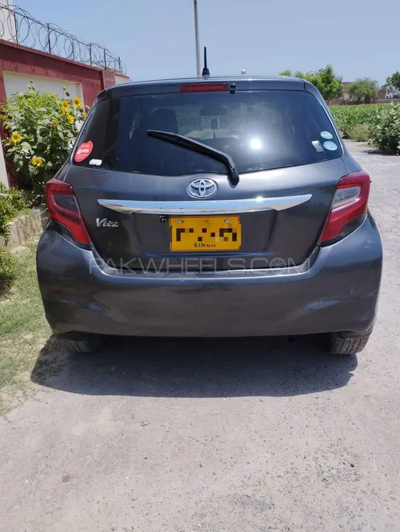 Toyota Vitz 2016 for Sale in Rahim Yar Khan Toyota Vitz 2016 for Sale in Rahim Yar Khan Image-3