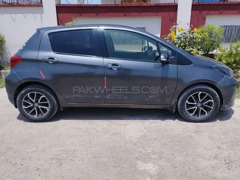 Toyota Vitz 2016 for Sale in Rahim Yar Khan Toyota Vitz 2016 for Sale in Rahim Yar Khan Image-6