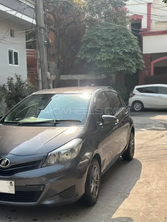 Toyota Vitz 2016 for Sale in Faisalabad Toyota Vitz 2016 for Sale in Faisalabad Image-4