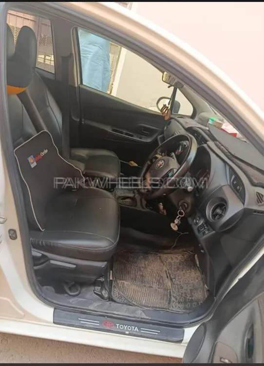 Toyota Vitz 2017 for Sale in Karachi Toyota Vitz 2017 for Sale in Karachi Image-8