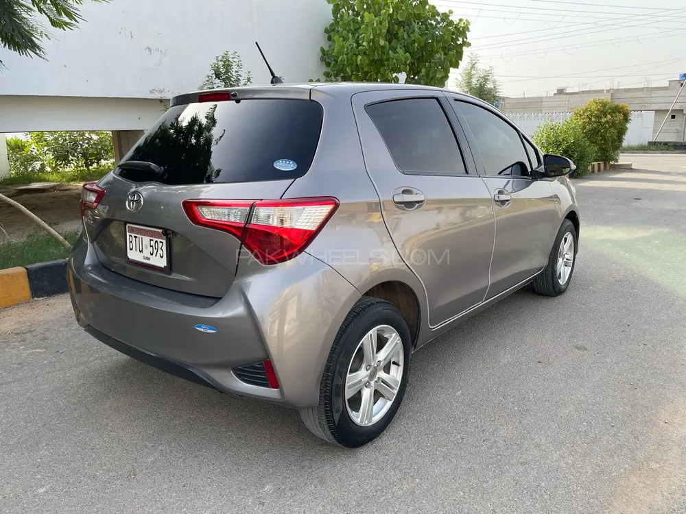 Toyota Vitz 2018 for Sale in Karachi Toyota Vitz 2018 for Sale in Karachi Image-5
