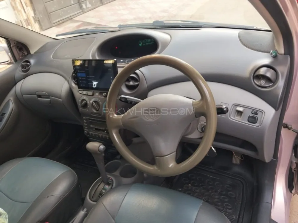 Toyota Vitz 2002 for Sale in Multan Toyota Vitz 2002 for Sale in Multan Image-4