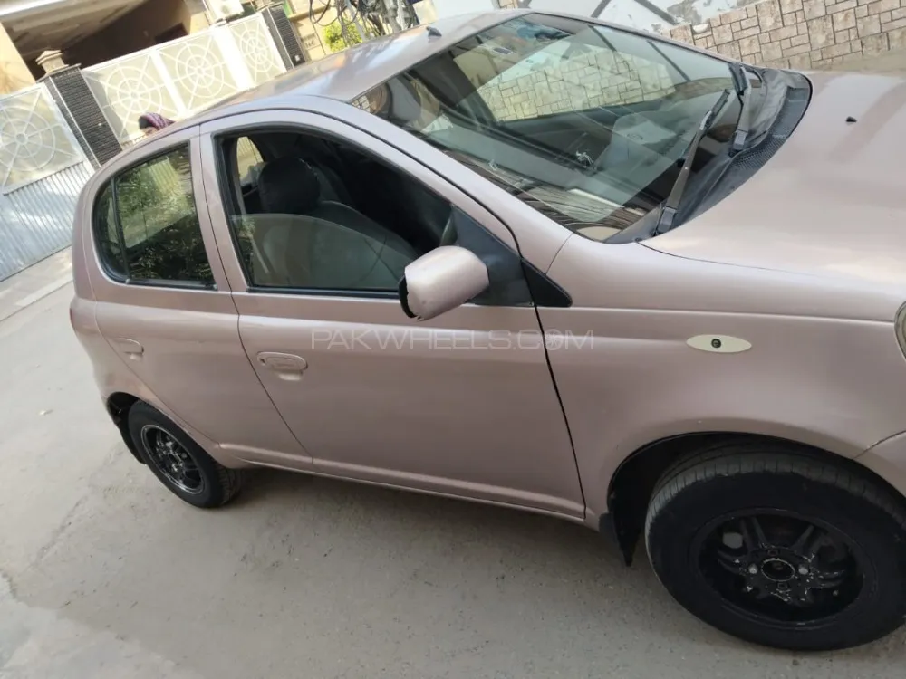 Toyota Vitz 2002 for Sale in Multan Toyota Vitz 2002 for Sale in Multan Image-2
