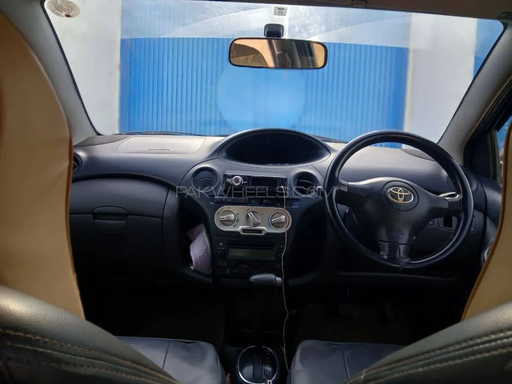 Toyota Vitz 2003 for Sale in Peshawar Toyota Vitz 2003 for Sale in Peshawar Image-9
