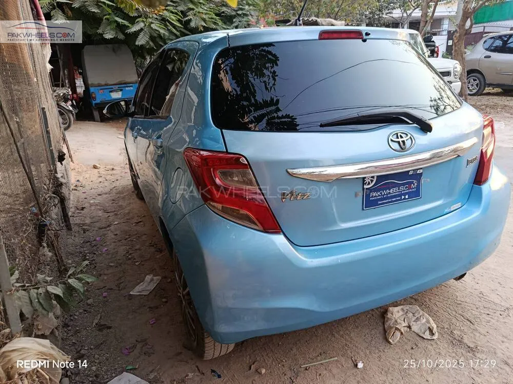 Toyota Vitz 2015 for Sale in Karachi Toyota Vitz 2015 for Sale in Karachi Image-5