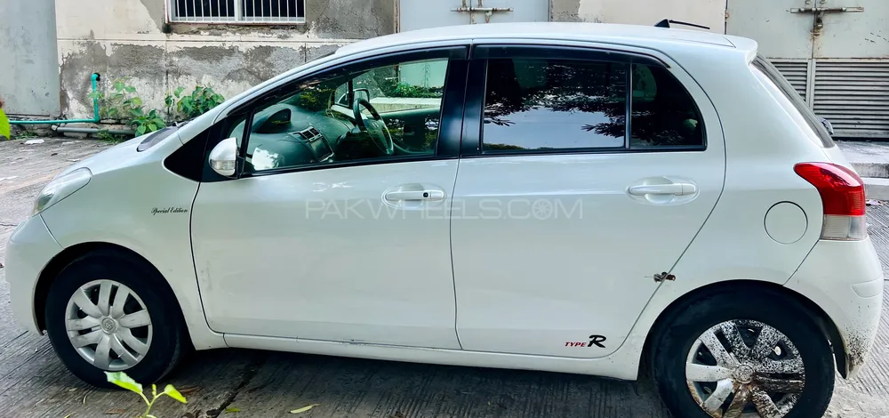 Toyota Vitz 2009 for Sale in Lahore Toyota Vitz 2009 for Sale in Lahore Image-5