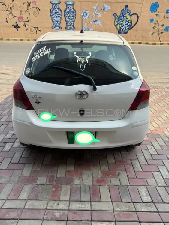 Toyota Vitz 2010 for Sale in Multan Toyota Vitz 2010 for Sale in Multan Image-5