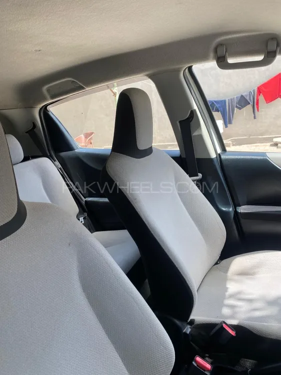 Toyota Vitz 2014 for Sale in Sialkot Toyota Vitz 2014 for Sale in Sialkot Image-7