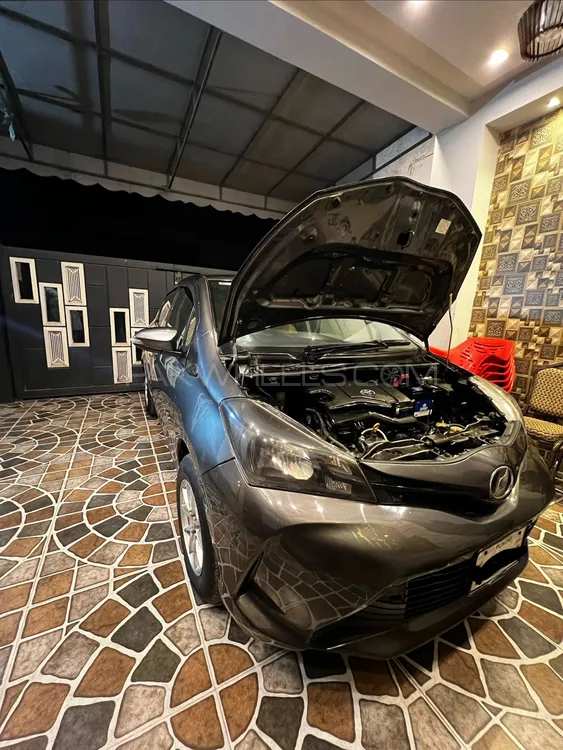 Toyota Vitz 2018 for Sale in Gujranwala Toyota Vitz 2018 for Sale in Gujranwala Image-1