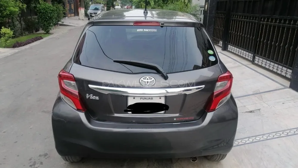 Toyota Vitz 2018 for Sale in Gujranwala Toyota Vitz 2018 for Sale in Gujranwala Image-2