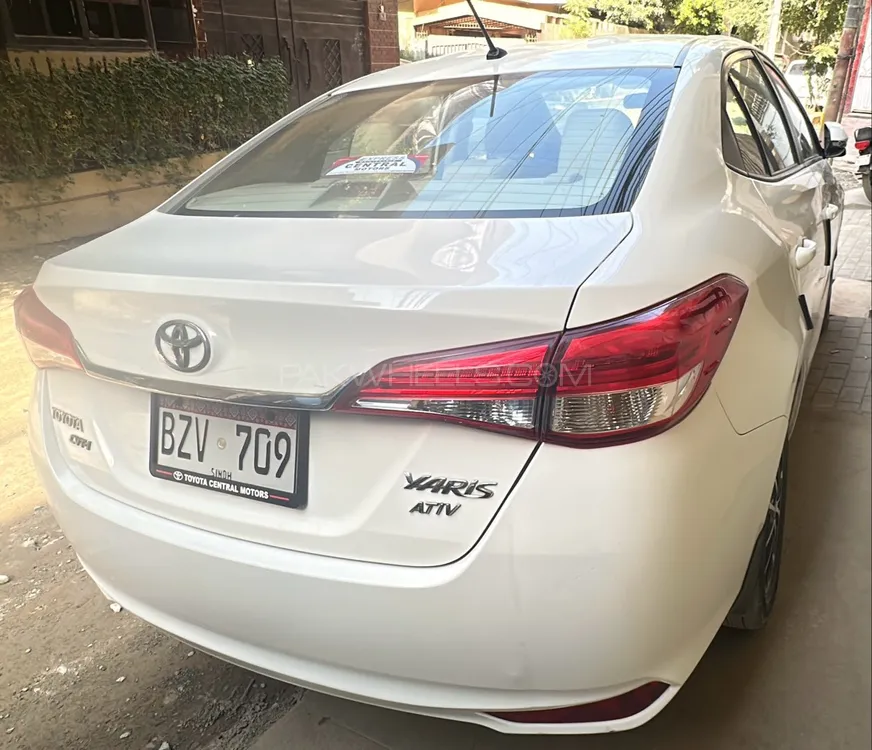 Toyota Yaris Sedan 2024 for Sale in Karachi Toyota Yaris Sedan 2024 for Sale in Karachi Image-3
