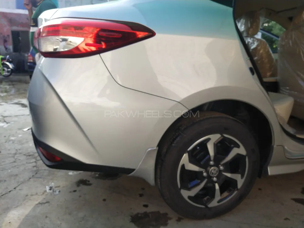 Toyota Yaris Sedan 2024 for Sale in Lahore Toyota Yaris Sedan 2024 for Sale in Lahore Image-11