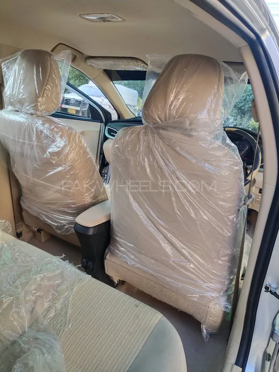 Toyota Yaris Sedan 2024 for Sale in Lahore Toyota Yaris Sedan 2024 for Sale in Lahore Image-9