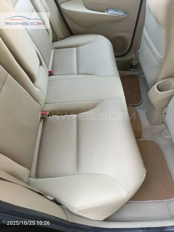 Honda City 2020 for Sale in Multan Honda City 2020 for Sale in Multan Image-11