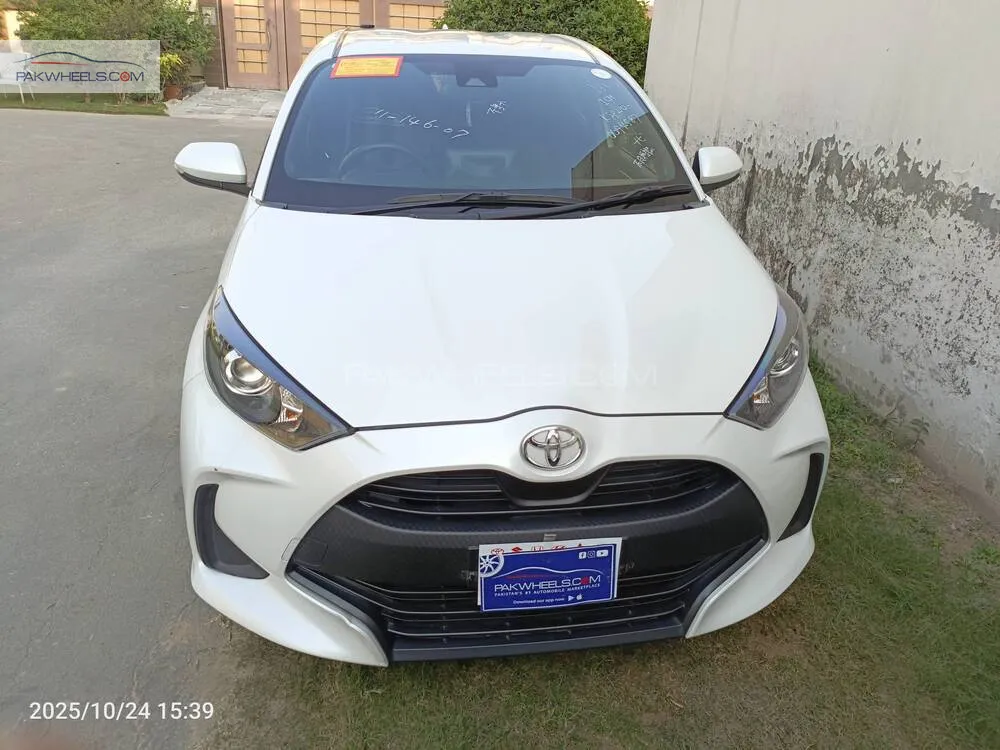 ٹویوٹا یارس ہیچ بیک 2023 for Sale in گجرانوالہ ٹویوٹا یارس ہیچ بیک 2023 for Sale in گجرانوالہ Image-1