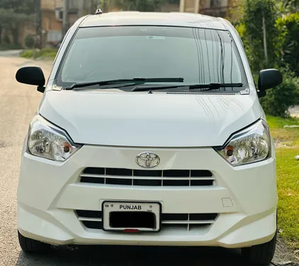 Daihatsu Mira L 2020