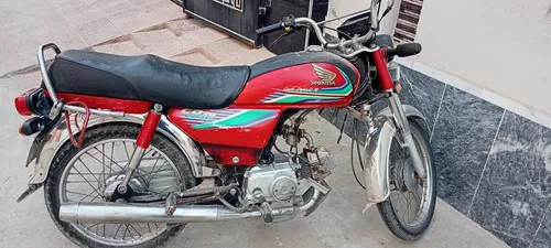 Honda CD 70 2016