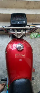 Honda CD 70 2024
