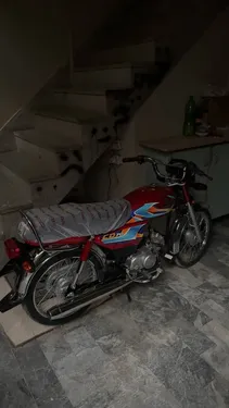 Honda CD 70 2025