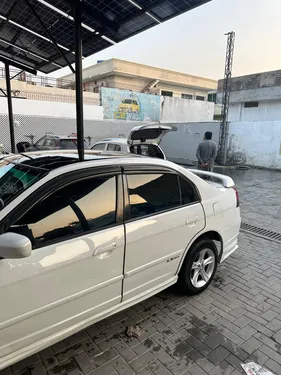 Honda Civic EXi 2004