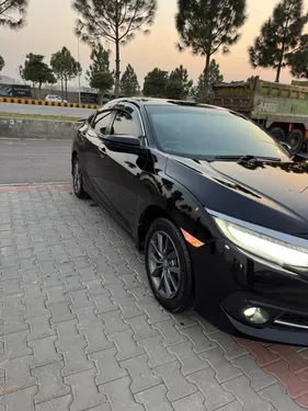 Honda Civic Oriel 1.8 i-VTEC CVT 2019