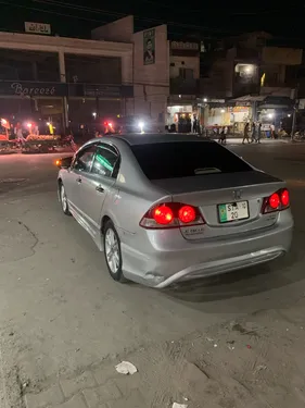 Honda Civic VTi Oriel Prosmatec 1.8 i-VTEC 2009
