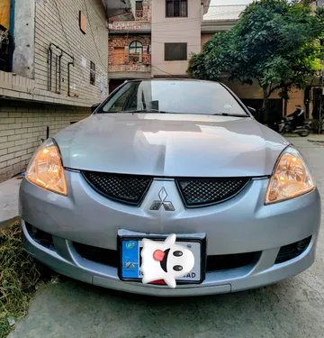Mitsubishi Lancer GLX 1.3 2004