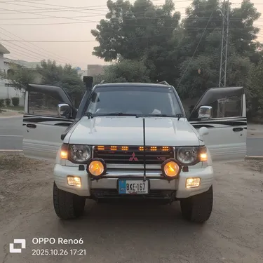 Mitsubishi Pajero Exceed 3.5 1994