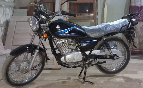 Suzuki GS 150 2025