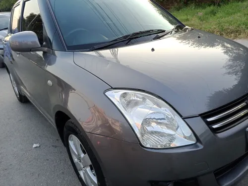 Suzuki Swift DLX 1.3 2012