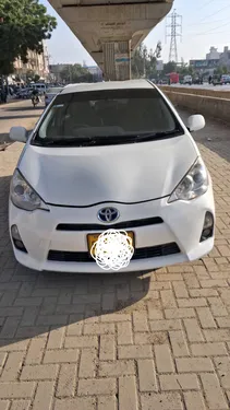 Toyota Aqua S 2012