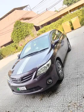 Toyota Corolla GLi 1.3 VVTi 2013