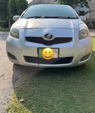 Toyota Vitz F 1.0 2009