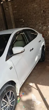Toyota Yaris Sedan ATIV X CVT 1.5 2021